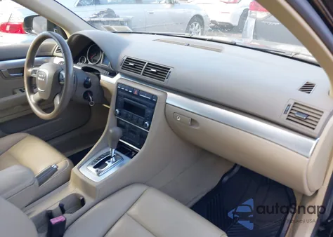 2008 Audi A4 2.0T z USA, uszkodzony, nr VIN WAUAF78EX8A028967